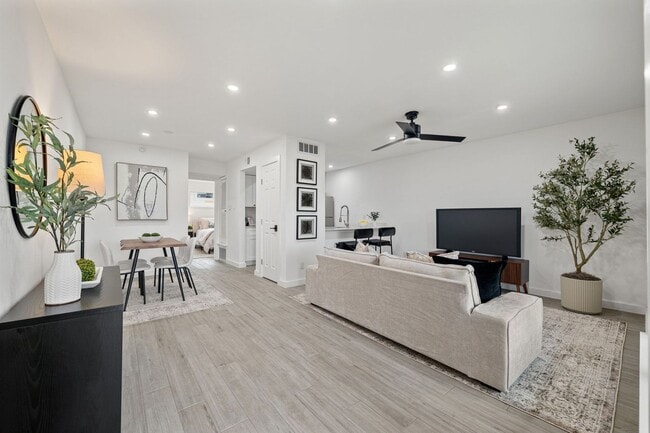 Building Photo - Adelynn At Mueller