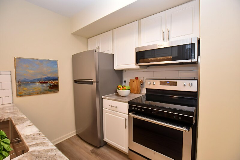 Building Photo - 1350 Laurel Valley Dr