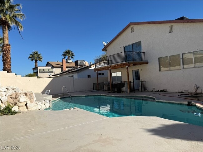 Building Photo - 4421 Fernbrook Rd