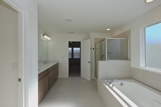 Building Photo - Modern 2024 New Construction in Sage Farms – Steps from Dog Park & Trails!