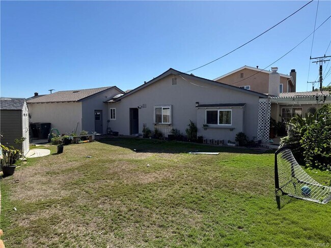 Building Photo - 22601 Iris Ave