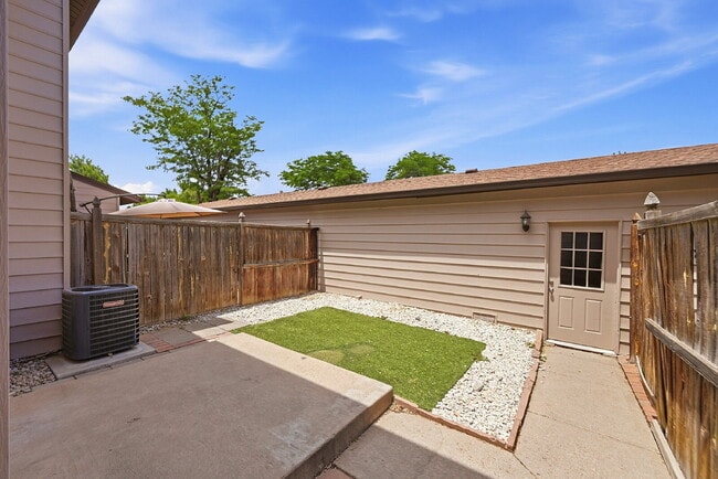 Building Photo - $2,040.95, 2-bed, 2-bath in Aurora with in Unit Laundry!
