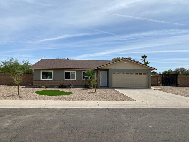 Building Photo - 9351 W Caron Dr