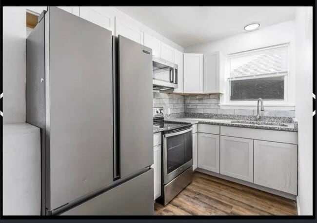 Building Photo - 294 Rhode Island Ave