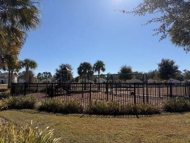 Building Photo - 9412 Revere Ave