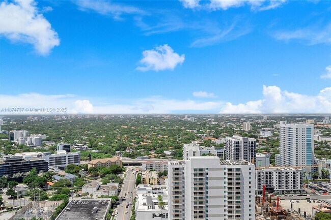 Building Photo - 1250 S Miami Ave