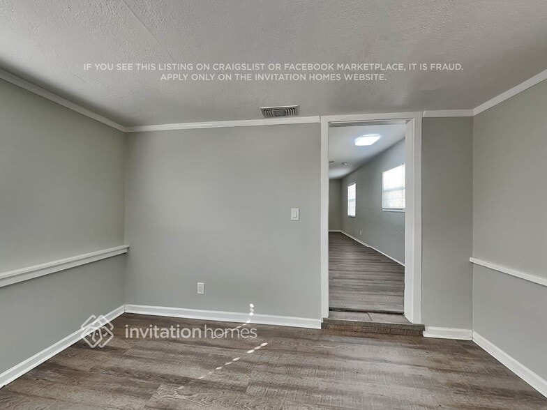 Building Photo - 2334 Auburn St S