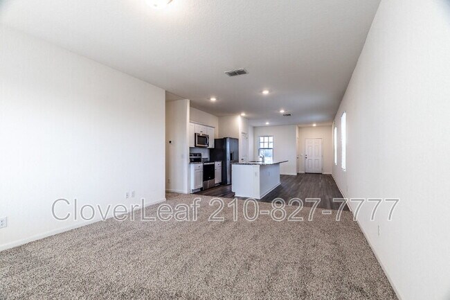 Building Photo - 8360 Falcon Meadow Dr