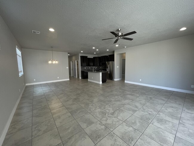 Building Photo - 6713 Delgado Way NE