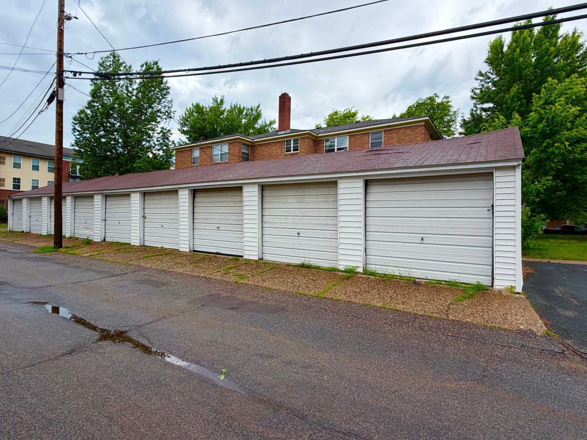 Building Photo - 1510 Larpenteur Ave W