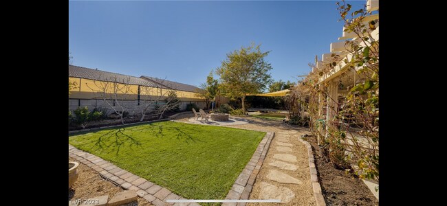 Building Photo - Single Story Home in the Northwest w/ 3 Car Garage