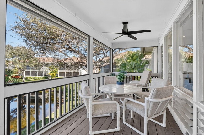 Building Photo - 19811 Boca W Dr