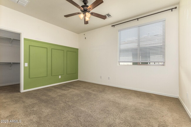 Building Photo - 5303 W Pinnacle Vista Dr