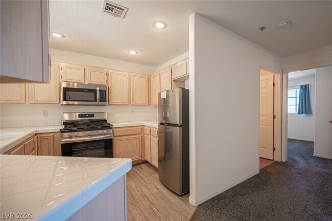 Building Photo - 1844 Scimitar Dr