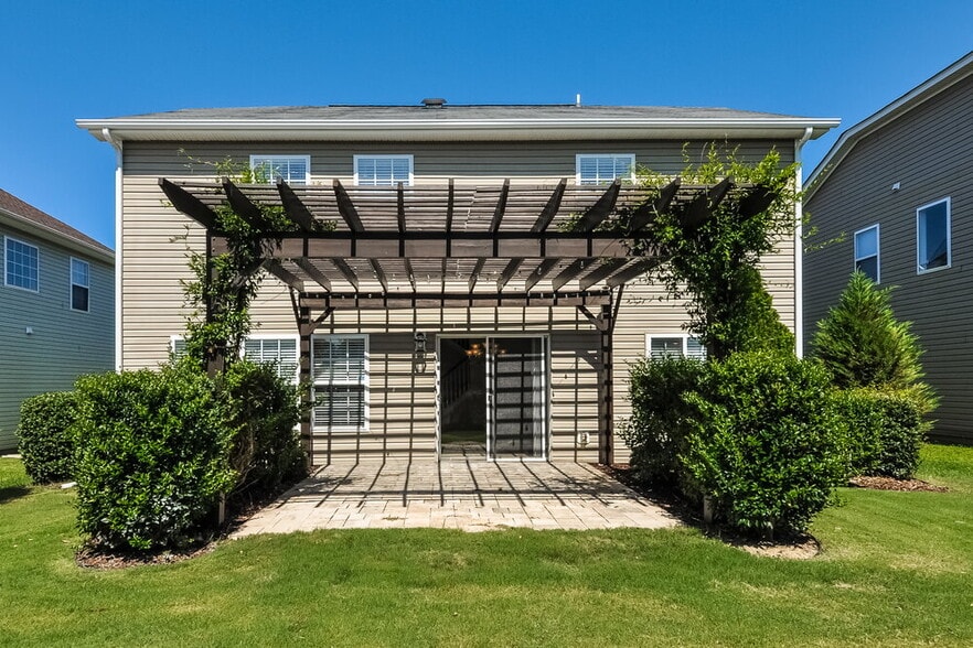 Building Photo - 148 Cinder Cross Way