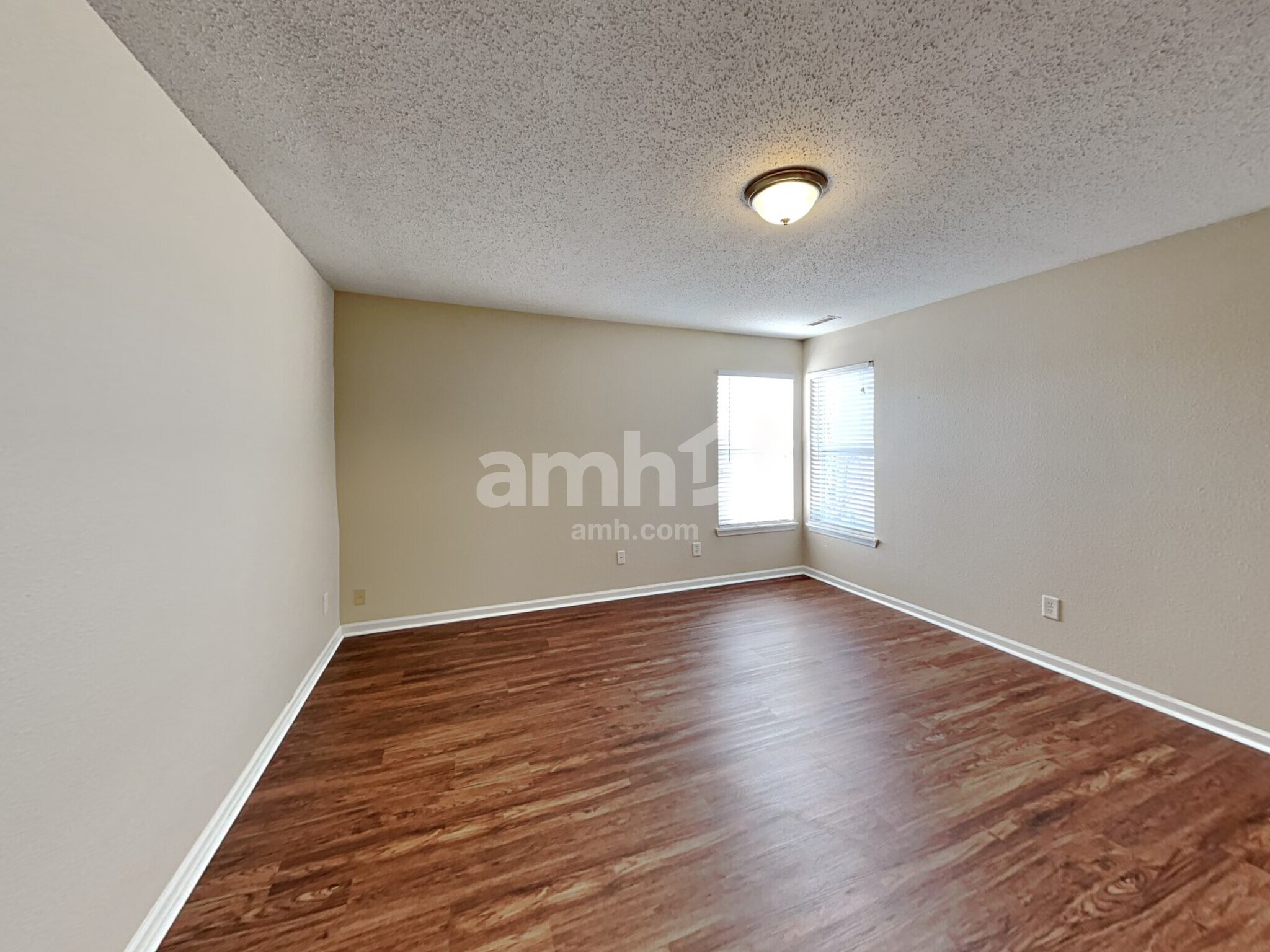 Building Photo - 4708 Whitview Ln