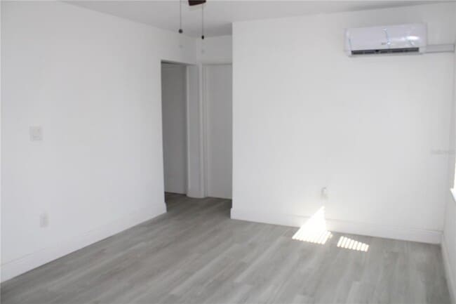 Building Photo - 6101 Dublin Dr