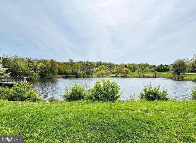 Building Photo - 132 Neyland Ct