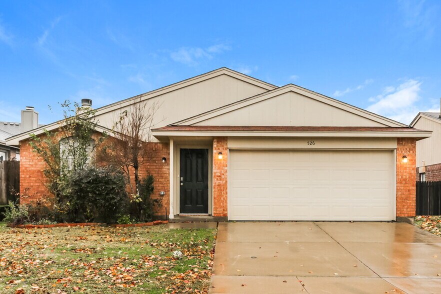 Primary Photo - 526 Berryhill Dr