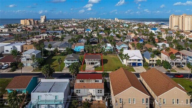 Building Photo - 18 W Hibiscus St