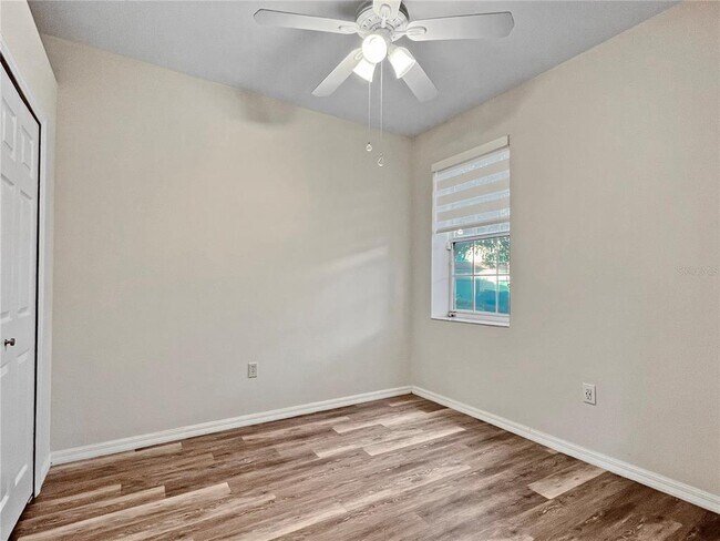 Building Photo - 6412 Rosefinch Ct