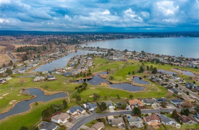 Building Photo - Birch Bay Village 3 bedroom, 2 bath