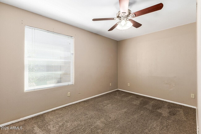 Building Photo - 5227 W Poinsettia Dr