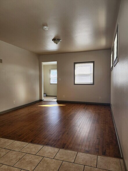 Building Photo - 4821 N 19th Pl