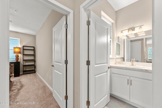 Building Photo - 3951 Playa Del Sol Dr