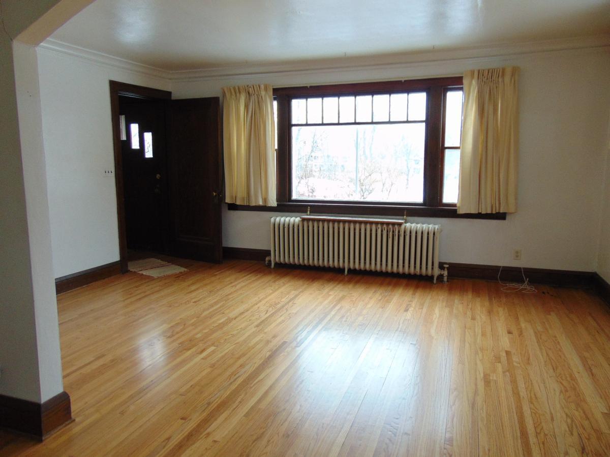 Living Room - overlooks street and park - 1978 Saint Clair Ave