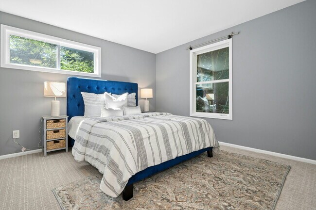 Building Photo - Private Kenmore Retreat | 4 Bed | 2 Bath | Beautifully Updated | Landscaping Included- Available ...