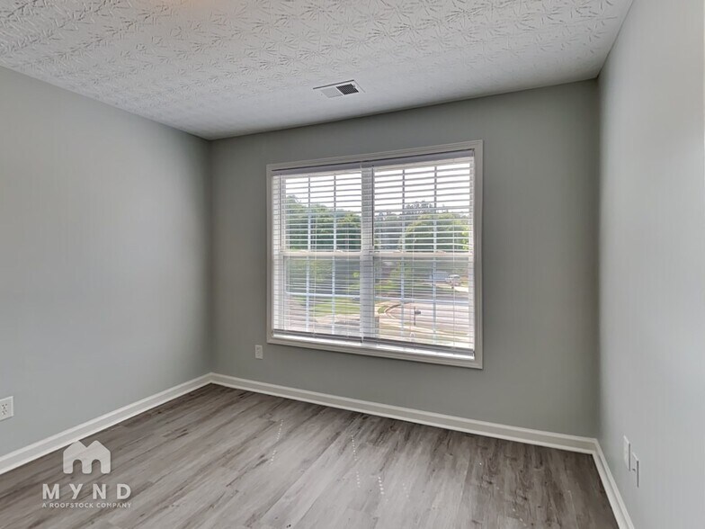 Building Photo - 9221 Altridge Dr