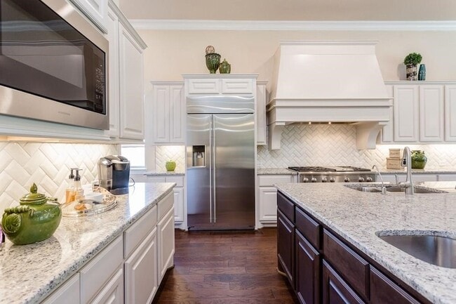 Building Photo - 2064 Bluestem Dr