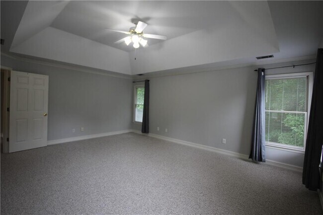Building Photo - 1581 Oak Park Cove