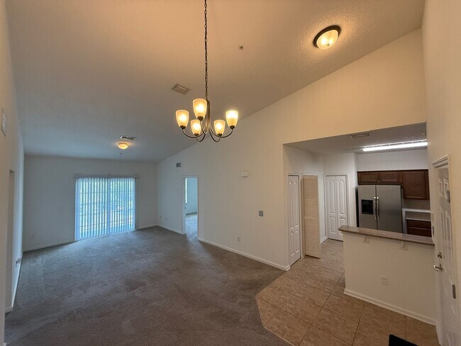 Building Photo - 4908 Key Lime Dr