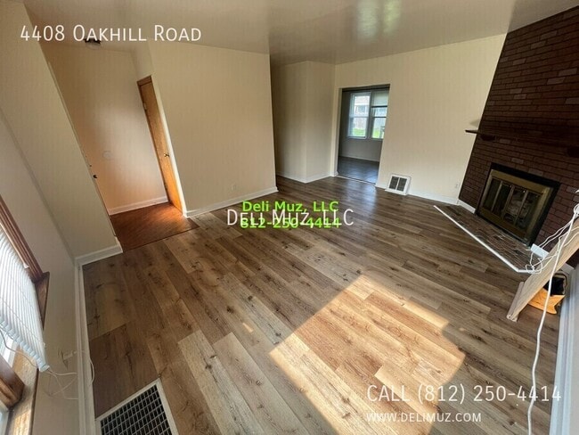 Building Photo - 4408 Oak Hill Rd