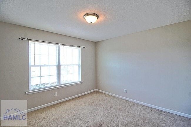 Building Photo - 1301 Windrow Dr