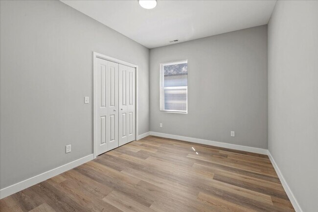 Building Photo - 2751 Guilford Ave