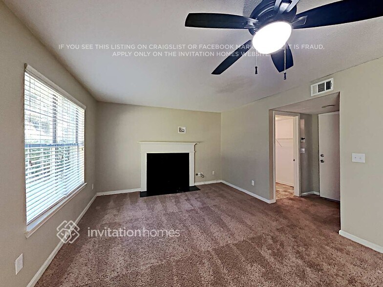 Building Photo - 6955 Greenfield Ln