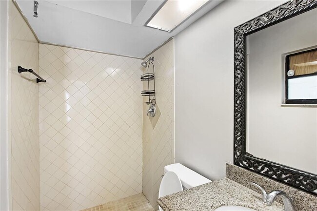 Building Photo - 3802 Shady Grove Cir