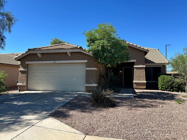 Primary Photo - Spacious 3Bd 2 Ba Home In Litchfield Park ...