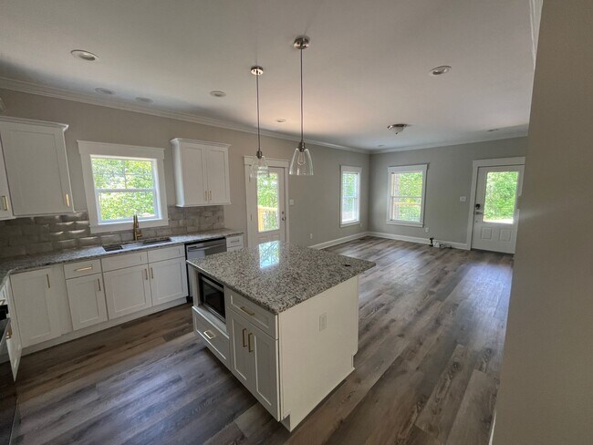 Building Photo - BRAND NEW CONSTRUCTION 3 BEDROOM 2 BATH
