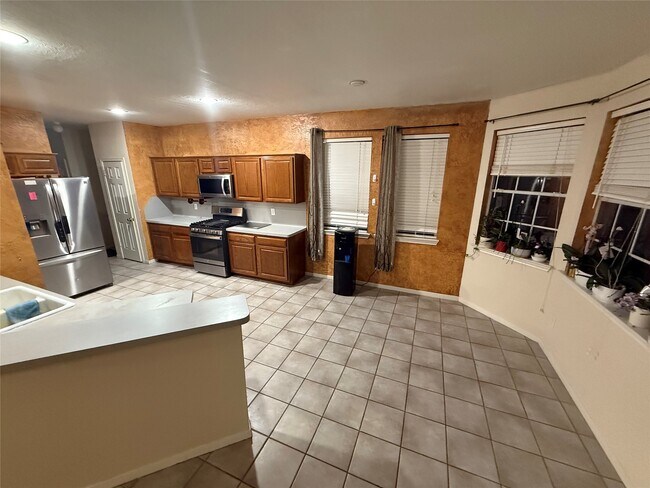 Building Photo - 1809 Oakland Cir