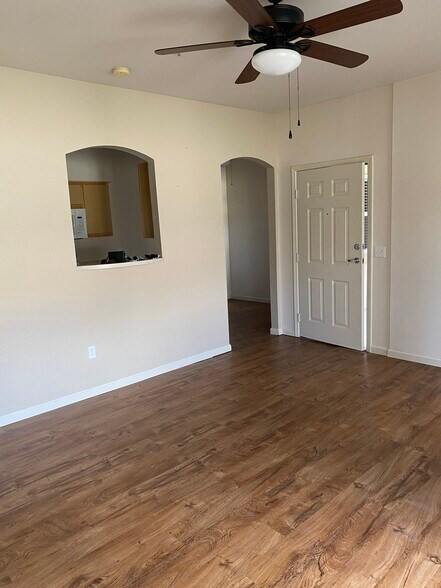 Building Photo - 6850 Sharlands Ave