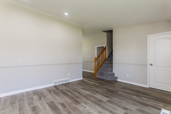 Building Photo - 8781 S 3680 W