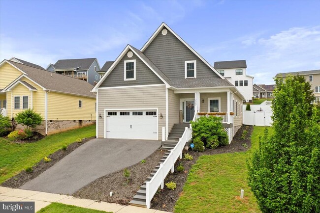 Building Photo - 115 Beauregard Dr