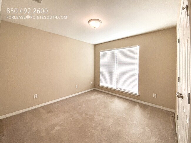 Building Photo - 27450 Hobby Horse Ln