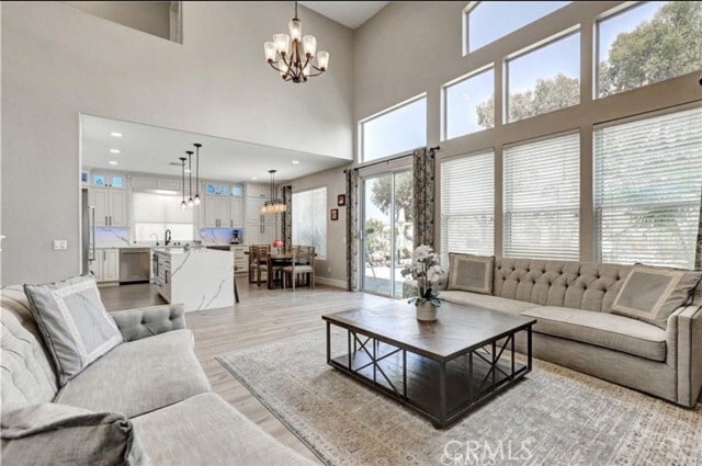 Building Photo - 575 Rembrandt Dr