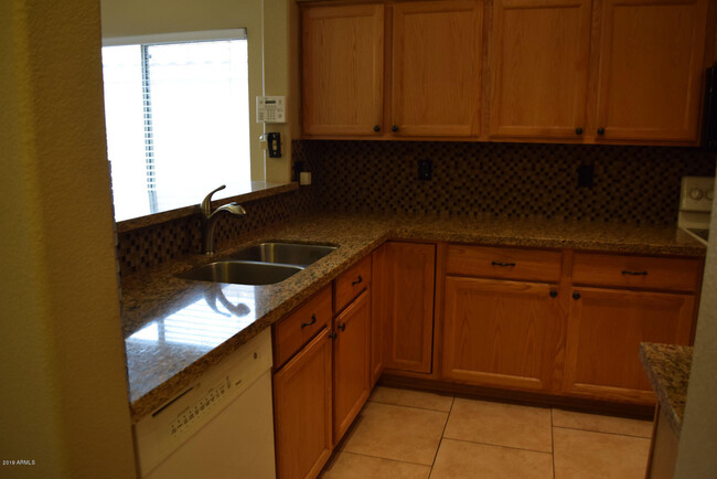Building Photo - 14909 W Lamoille Dr
