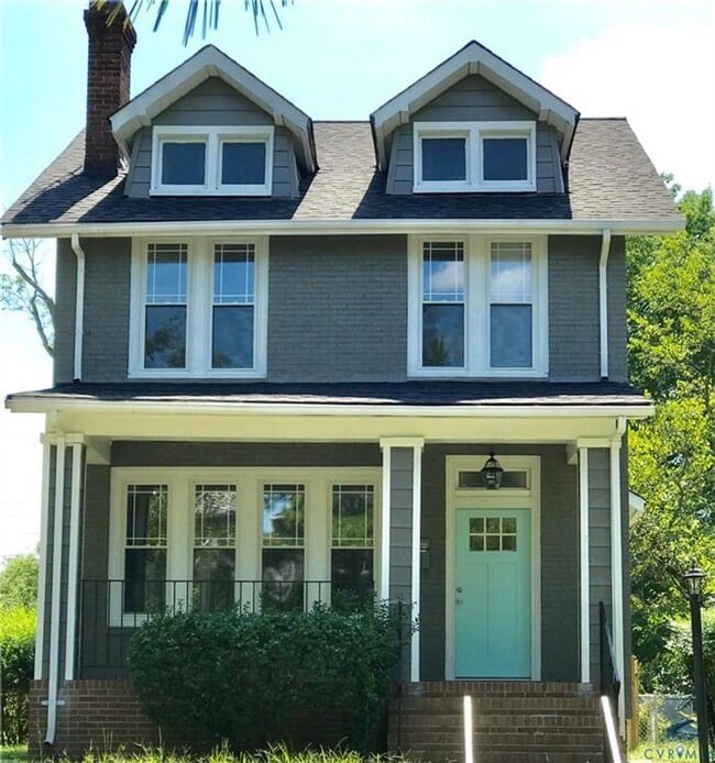 Building Photo - Beautifully renovated 2-story home with ensuite near Brookland Park Blvd